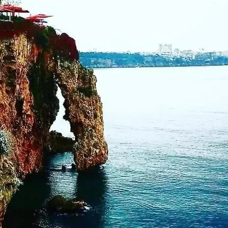 Tarihi Kaleici Muethis Konum Deniz Yakini Uygun Fiyat Huzurlu Ev 安塔利亚