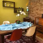 Tarihi Kaleici Muethis Konum Deniz Yakini Uygun Fiyat Huzurlu Ev Apartman Antalya