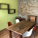 Tarihi Kaleici Muethis Konum Deniz Yakini Uygun Fiyat Huzurlu Ev דירה *