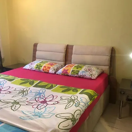 Apartamento Tarihi Kaleici Muethis Konum Deniz Yakini Uygun Fiyat Huzurlu Ev