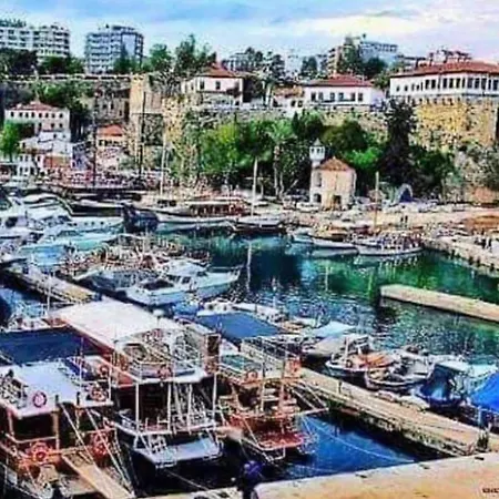 Tarihi Kaleici Muethis Konum Deniz Yakini Uygun Fiyat Huzurlu Ev Апартаменты Анталья