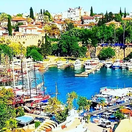 Tarihi Kaleici Muethis Konum Deniz Yakini Uygun Fiyat Huzurlu Ev Анталья