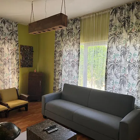 Lägenhet Tarihi Kaleici Muethis Konum Deniz Yakini Uygun Fiyat Huzurlu Ev