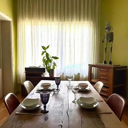 Apartament Tarihi Kaleici Muethis Konum Deniz Yakini Uygun Fiyat Huzurlu Ev