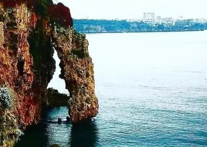 Tarihi Kaleici Muethis Konum Deniz Yakini Uygun Fiyat Huzurlu Ev Antalia