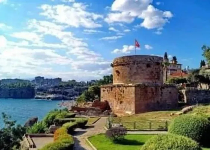 Appartamento Tarihi Kaleici Muethis Konum Deniz Yakini Uygun Fiyat Huzurlu Ev Antalia