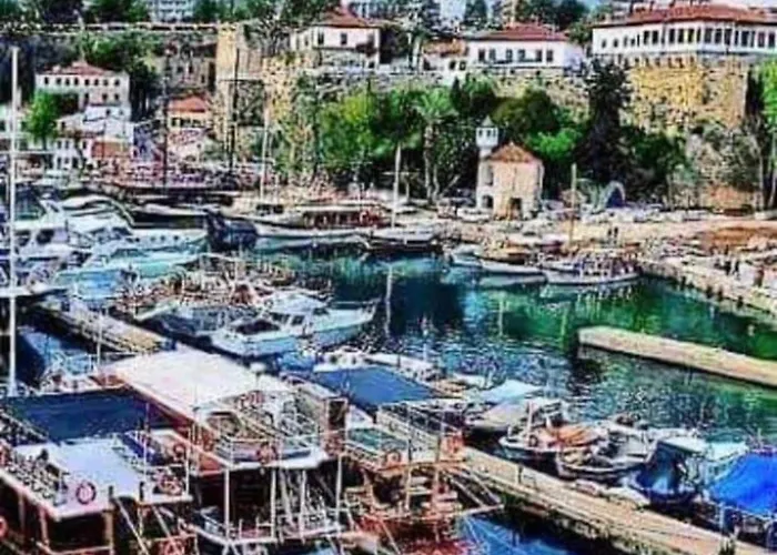 Tarihi Kaleici Muethis Konum Deniz Yakini Uygun Fiyat Huzurlu Ev Appartamento Antalia