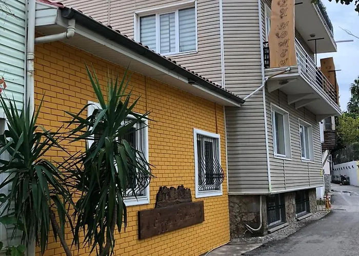 Appartamento Tarihi Kaleici Muethis Konum Deniz Yakini Uygun Fiyat Huzurlu Ev *