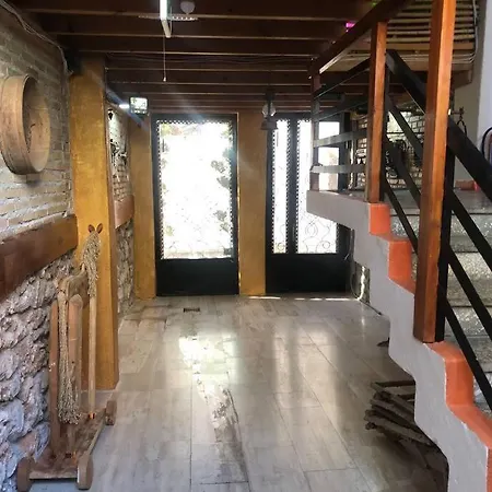 Lägenhet Tarihi Kaleici Muethis Konum Deniz Yakini Uygun Fiyat Huzurlu Ev