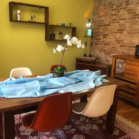 Tarihi Kaleici Muethis Konum Deniz Yakini Uygun Fiyat Huzurlu Ev Lägenhet Antalya